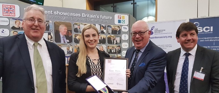 Image of SofTMech PHD studen Louise Mason receiving the STEM 2018 Gold Award for Engineering